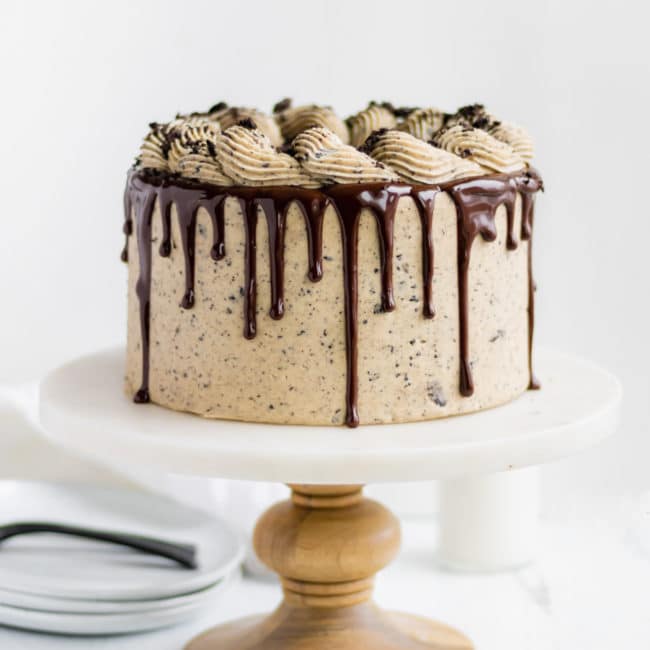 peanut butter oreo cake