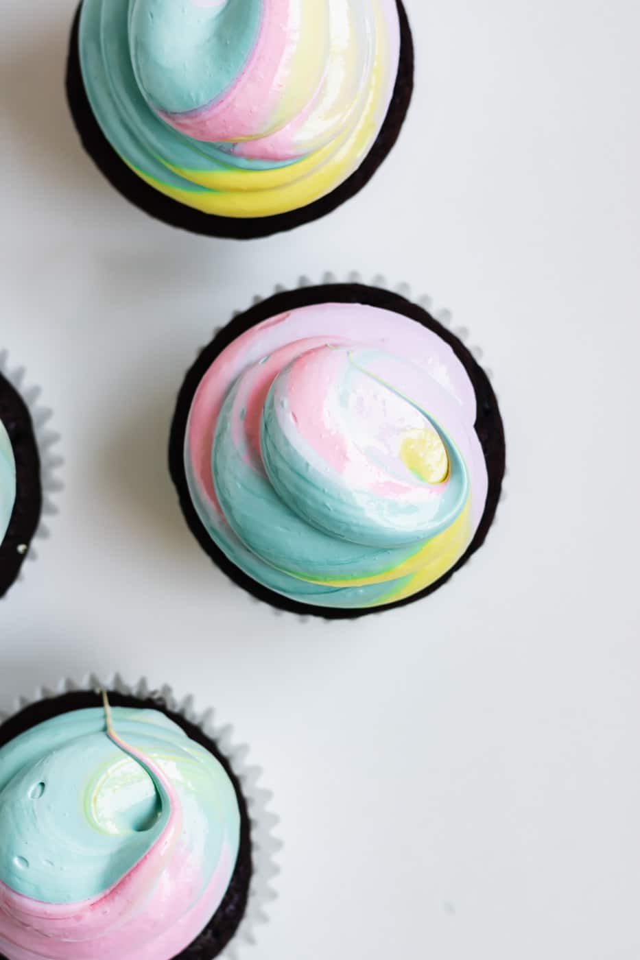 tie dye cupcakes